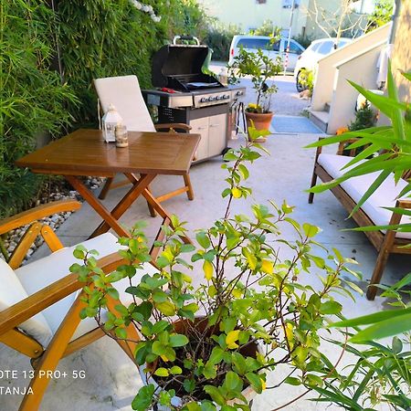 Apartma Rea Izola, Pergola & Terassa, Parking Exterior foto