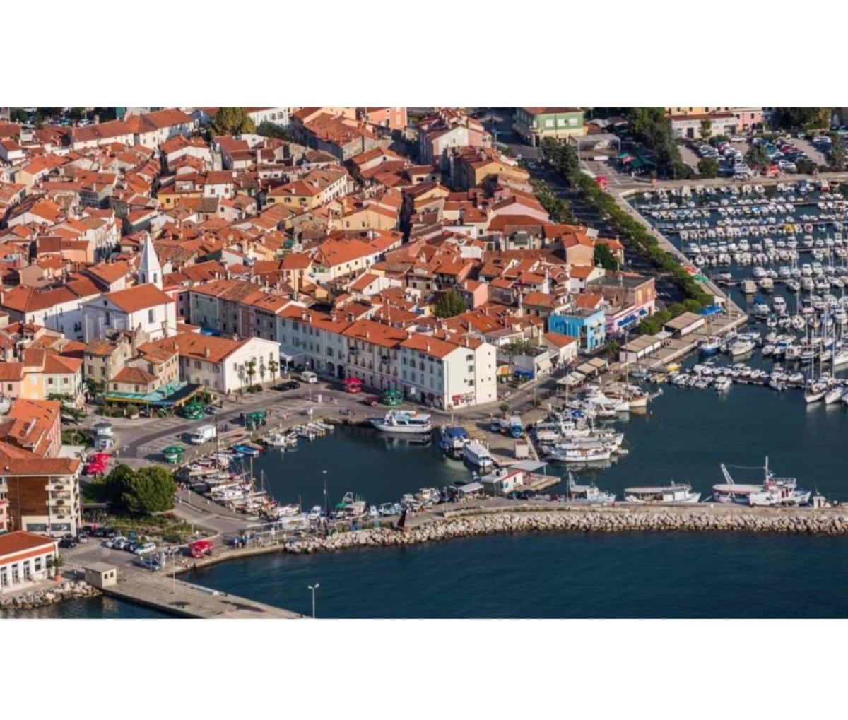 Apartma Rea Izola, Pergola & Terassa, Parking Exterior foto
