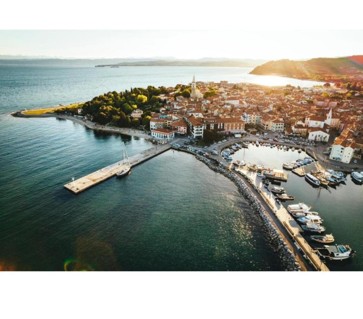 Apartma Rea Izola, Pergola & Terassa, Parking Exterior foto